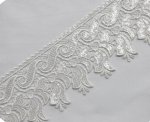 (image for) White Scalloped Edge Guipure Lace Trim with Sequins