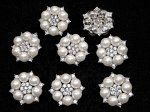 (image for) Elegant Rhinestone and Pearls Buttons